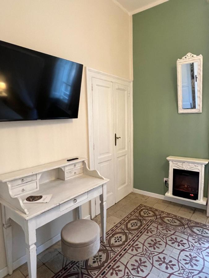 Borgo Marinaro Suite Salerno Dış mekan fotoğraf